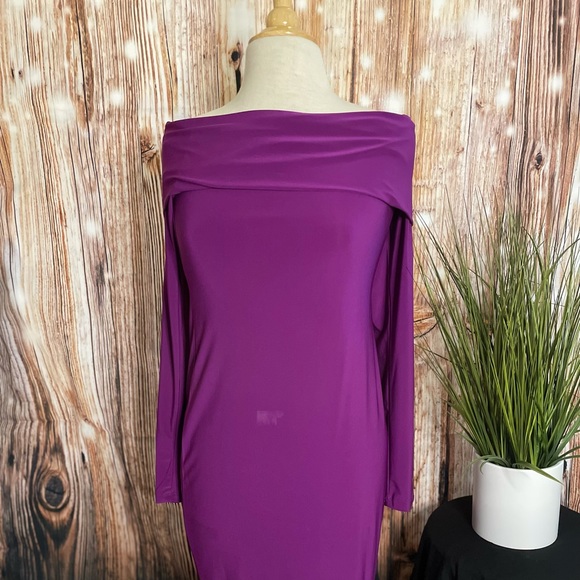 Purple, off the shoulder dress, 2XL - Picture 2 of 2